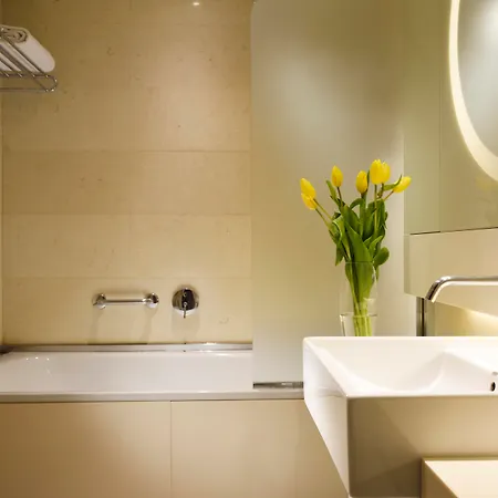 Centro 4*