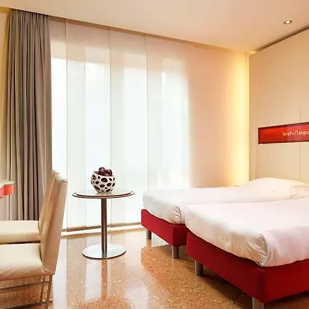 Hotel Centro 4*